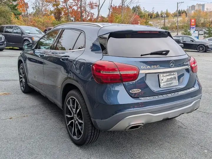 Mercedes-Benz Gla 2019 photo 4