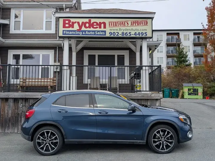 Mercedes-Benz Gla 2019 photo 2