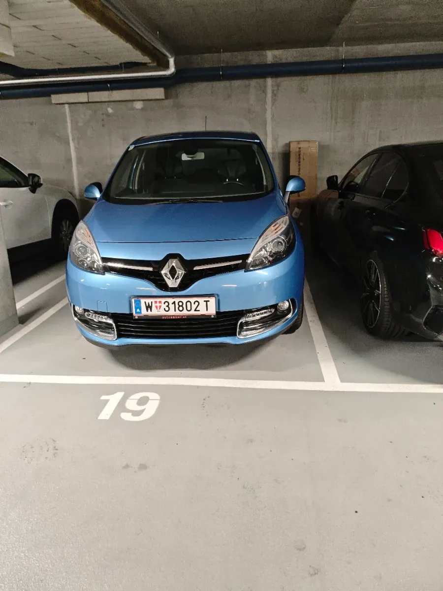 Renault Scenic 2013 photo 2