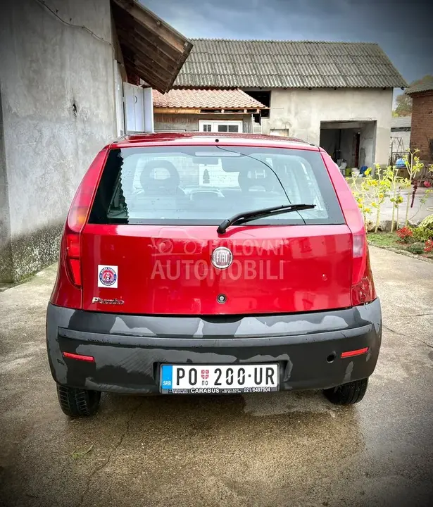 Fiat Punto 2011 photo 5