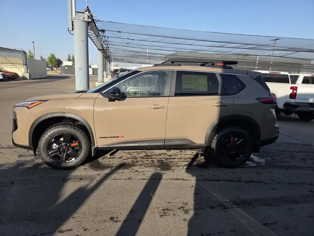 Nissan Rogue 2026 photo 2