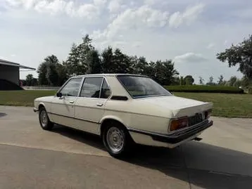 BMW Série 5 1977 photo 3