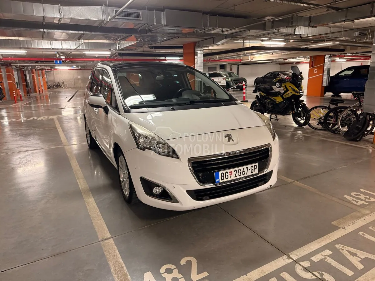 Peugeot 5008