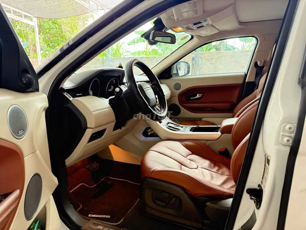 Land Rover Range Rover Evoque 2012 photo 5