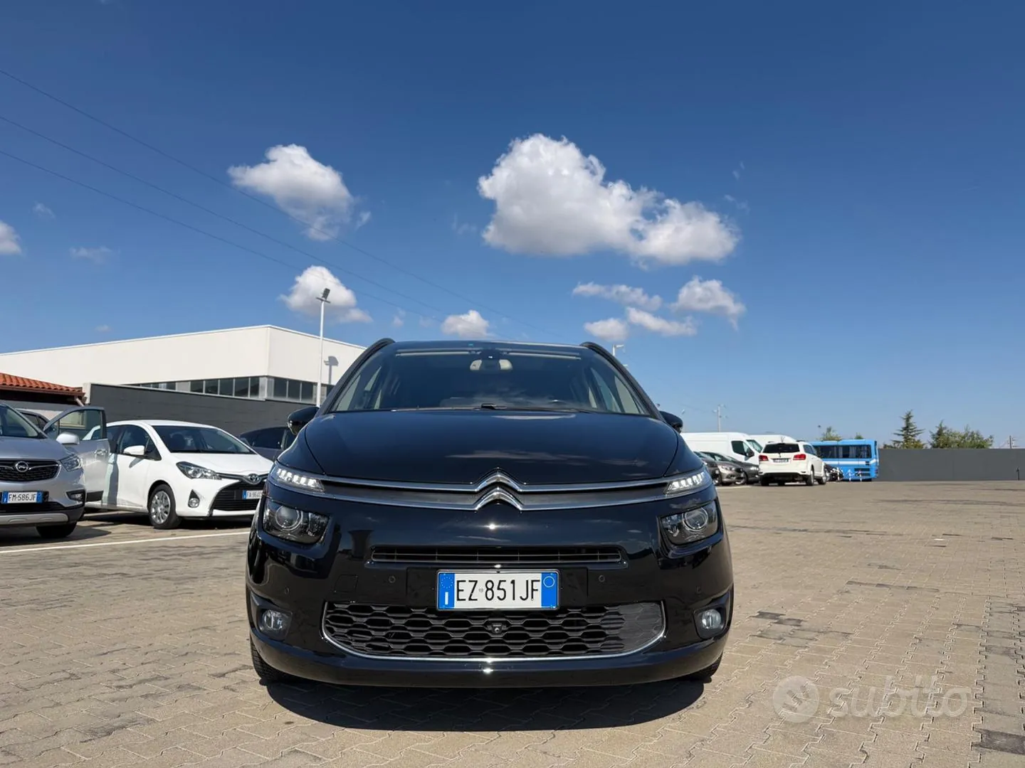 Citroen Grand C4 Picasso 2015 photo 2