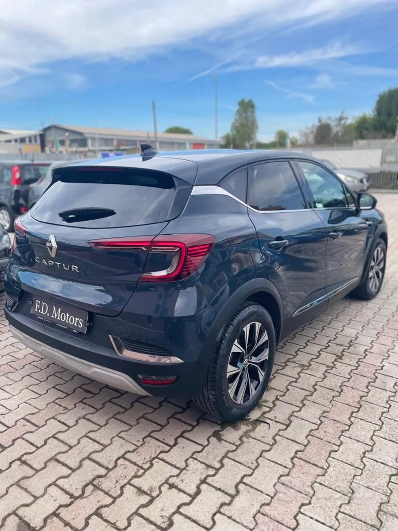 Renault Captur 2023 photo 4