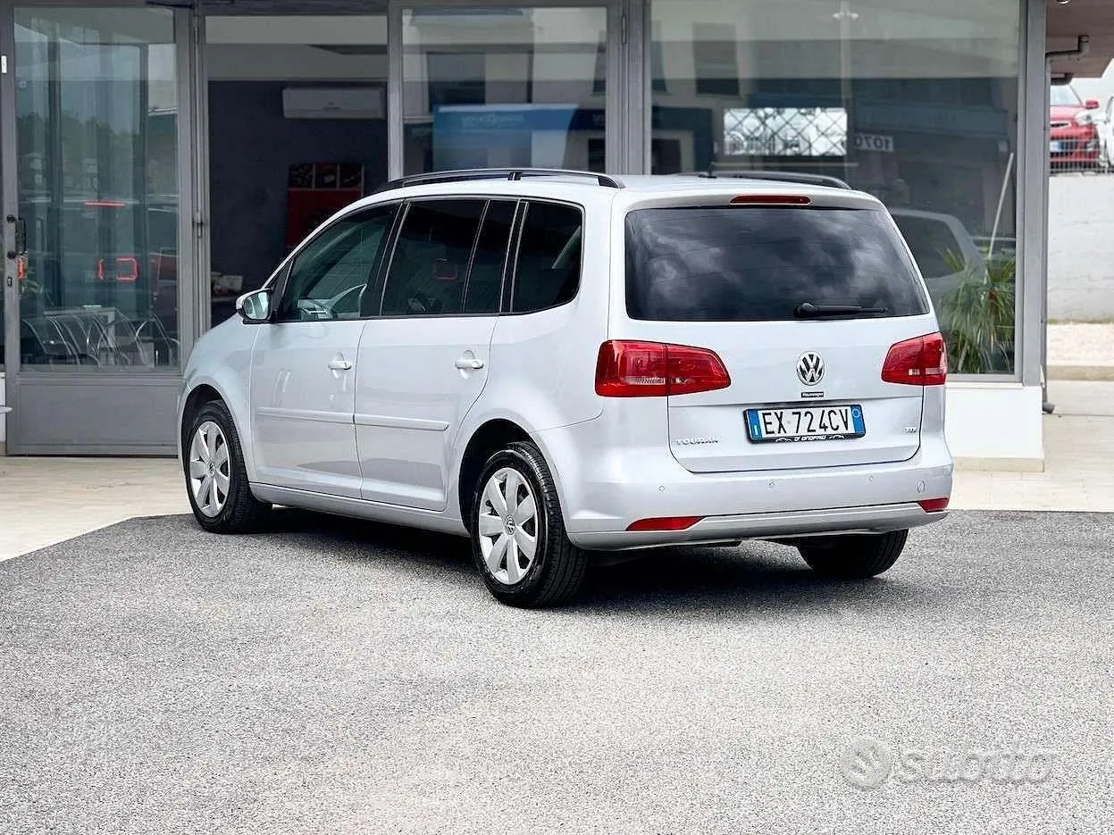 Volkswagen Touran 2014 photo 4