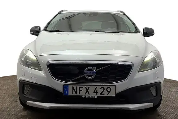 Volvo V40 Cross Country 2013 photo 3