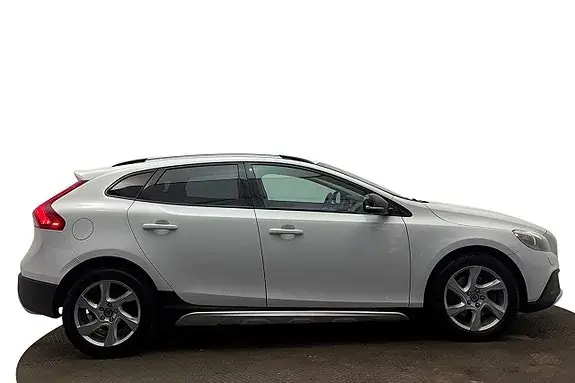 Volvo V40 Cross Country 2013 photo 5