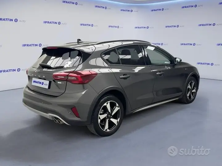 Ford Focus 2023 photo 4