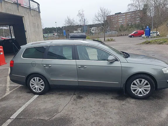 Volkswagen Passat 2008 photo 2
