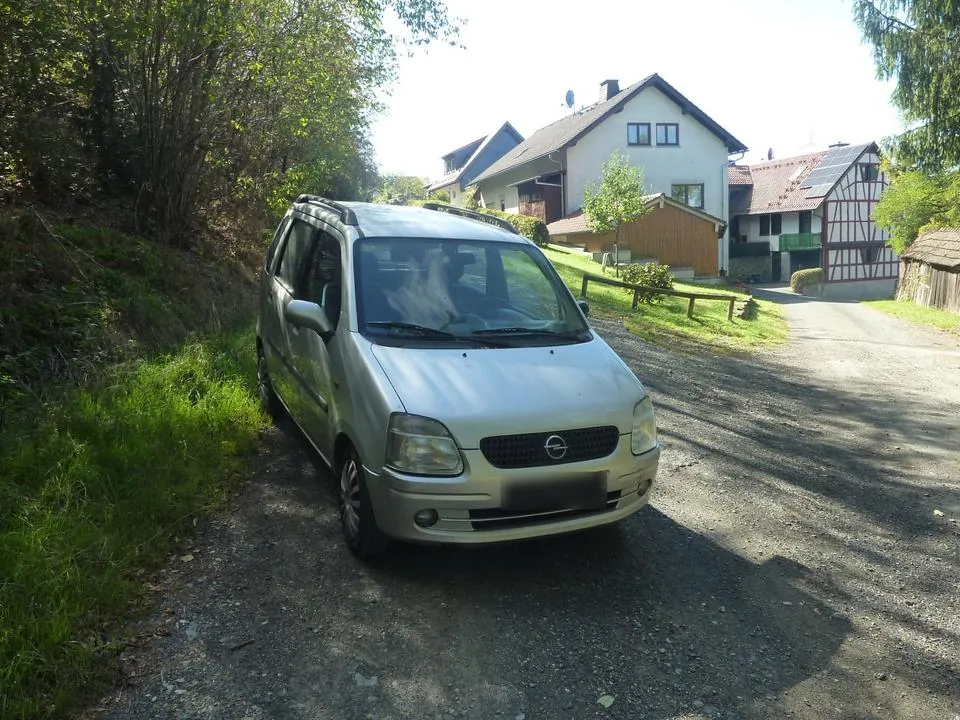 Opel Agila