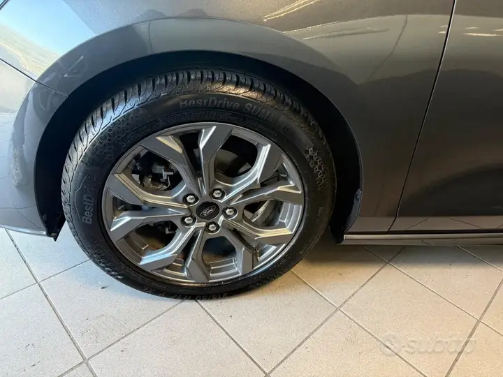 Ford Focus 2022 photo 5