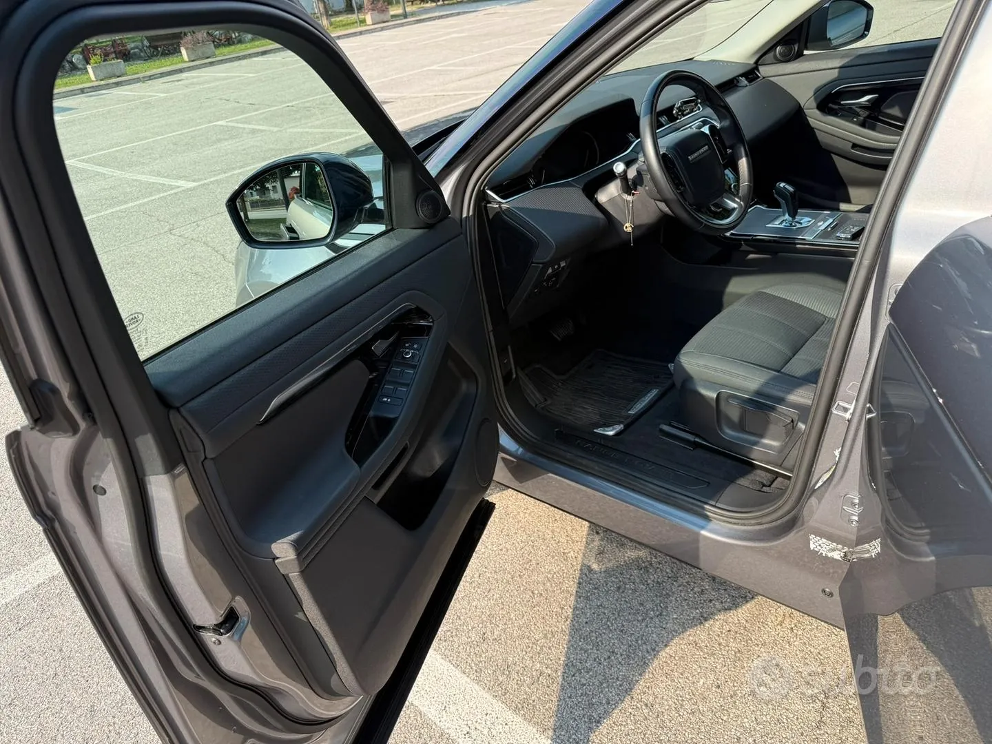 Land Rover Evoque 2020 photo 5