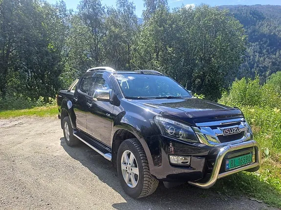 Isuzu D-Max 2016 photo 2