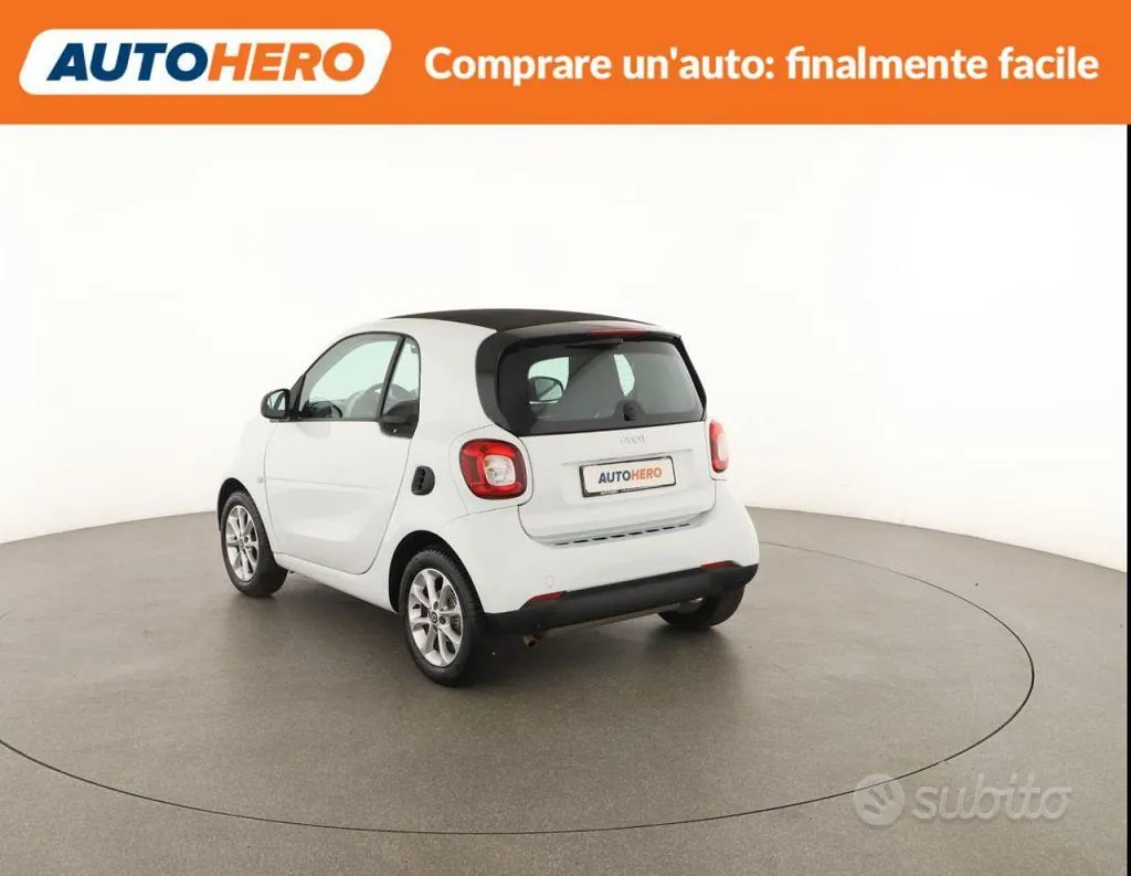 Smart Fortwo 2017 photo 4