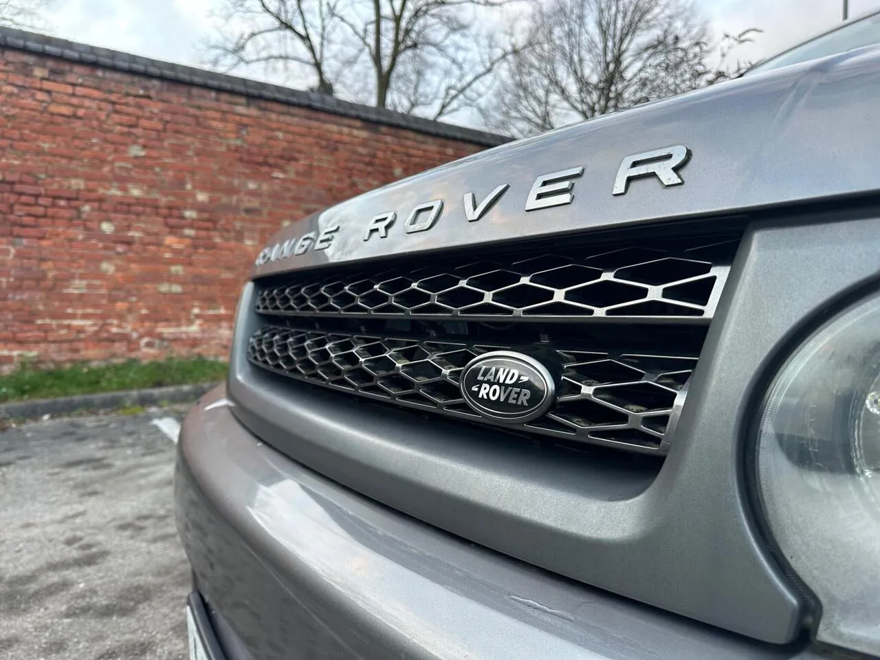 Land Rover Range Rover Sport 2010 photo 4