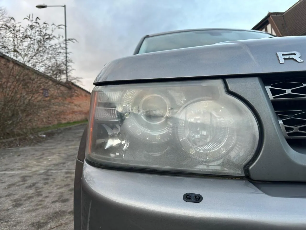 Land Rover Range Rover Sport 2010 photo 2