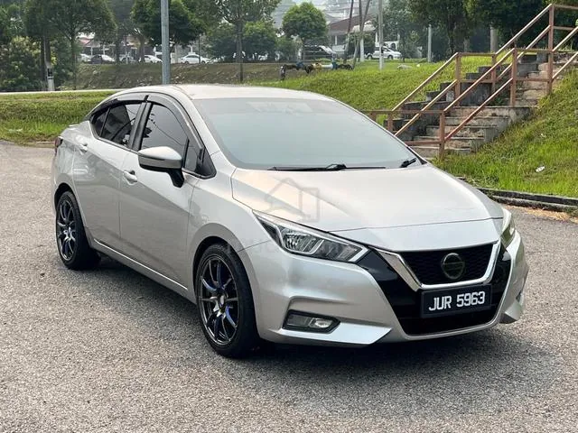 Nissan Almera