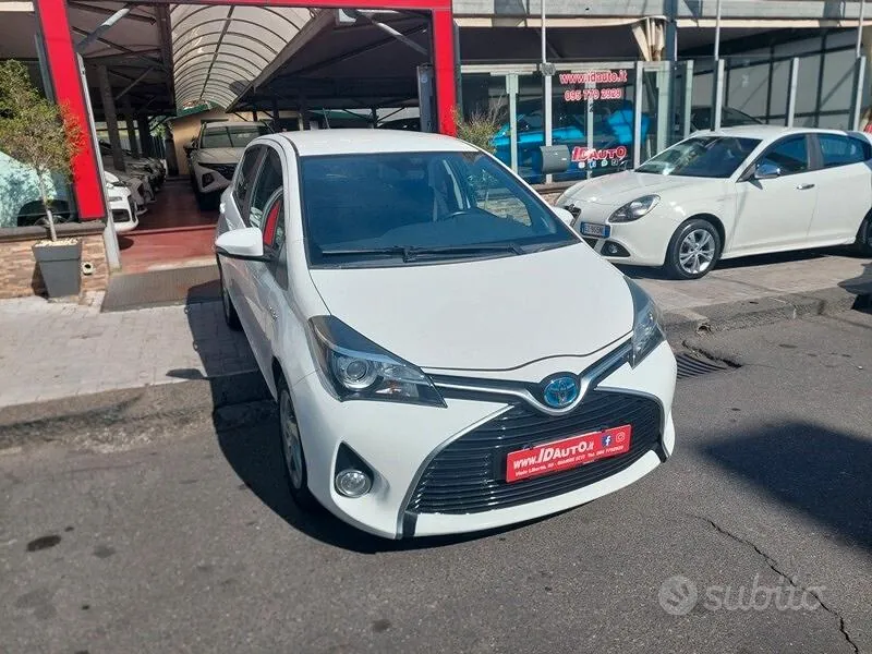 Toyota Yaris 2016 photo 3