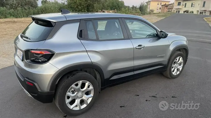 Jeep Avenger 2023 photo 2