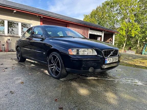 Volvo S60 2005 photo 2