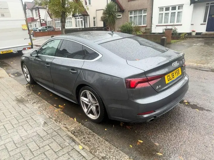 Audi A5 2018 photo 4