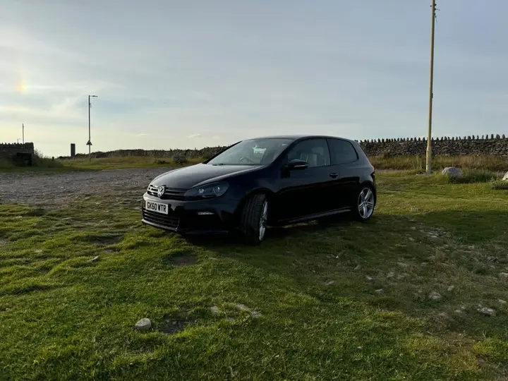 Volkswagen Golf 2010 photo 3