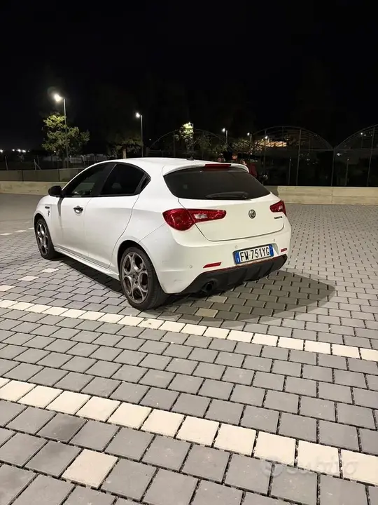 Alfa Romeo Giulietta 2019 photo 3