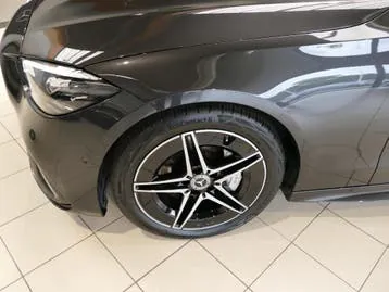 Mercedes-Benz C-Class 2025 photo 3