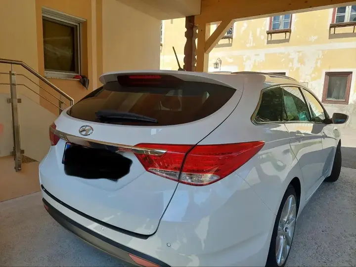 Hyundai I40 2013 photo 3