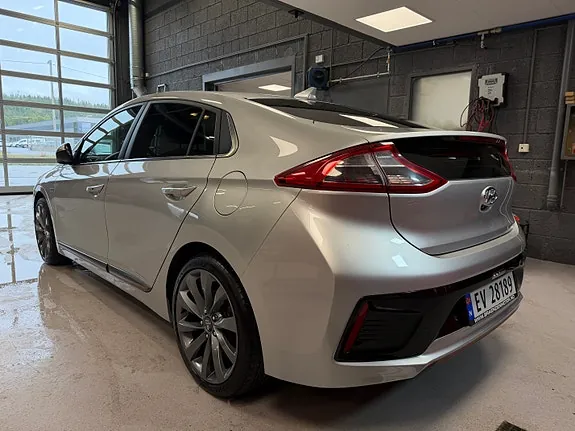 Hyundai Ioniq 2019 photo 2