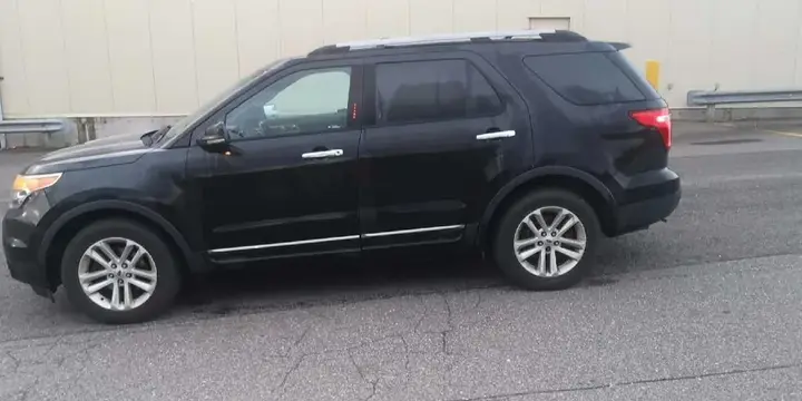 Ford Explorer 2014 photo 2