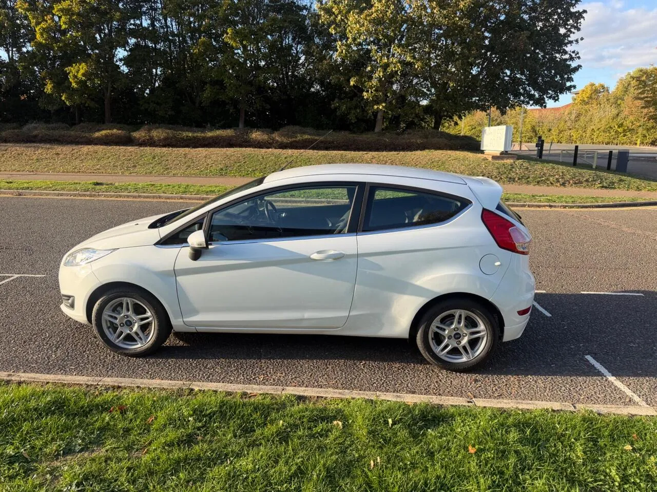 Ford Fiesta 2013 photo 3