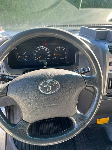 Toyota Hiace 2008 photo 4