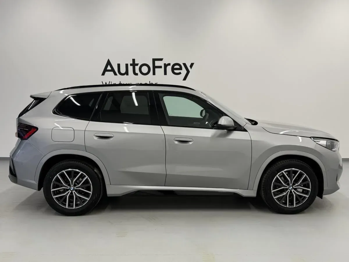 BMW X1 2025 photo 3