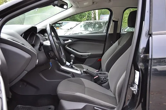 Ford Focus 2011 photo 5