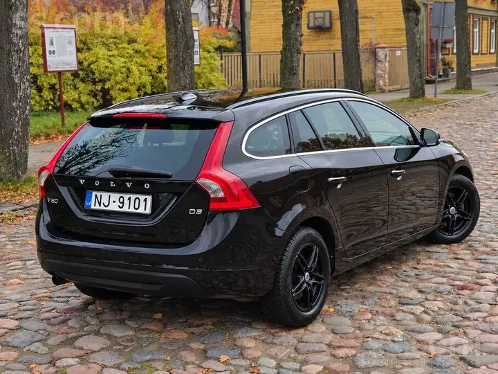 Volvo V60 2011 photo 5