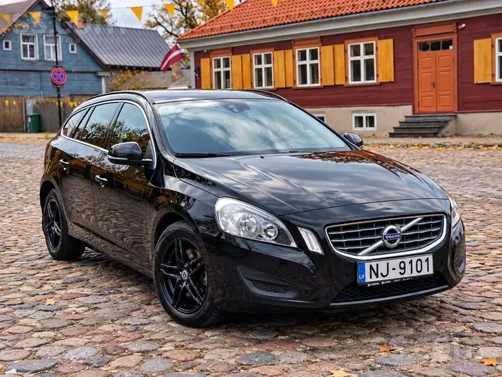 Volvo V60 2011 photo 4