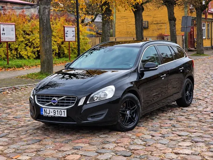 Volvo V60 2011 photo 2