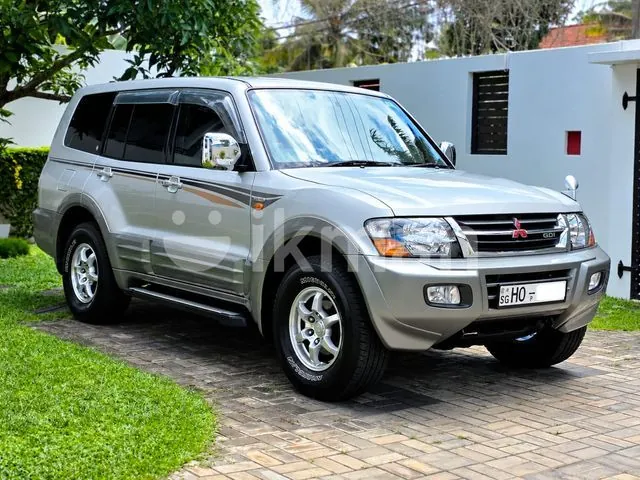 Mitsubishi Montero