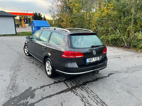 Volkswagen Passat 2012 photo 3