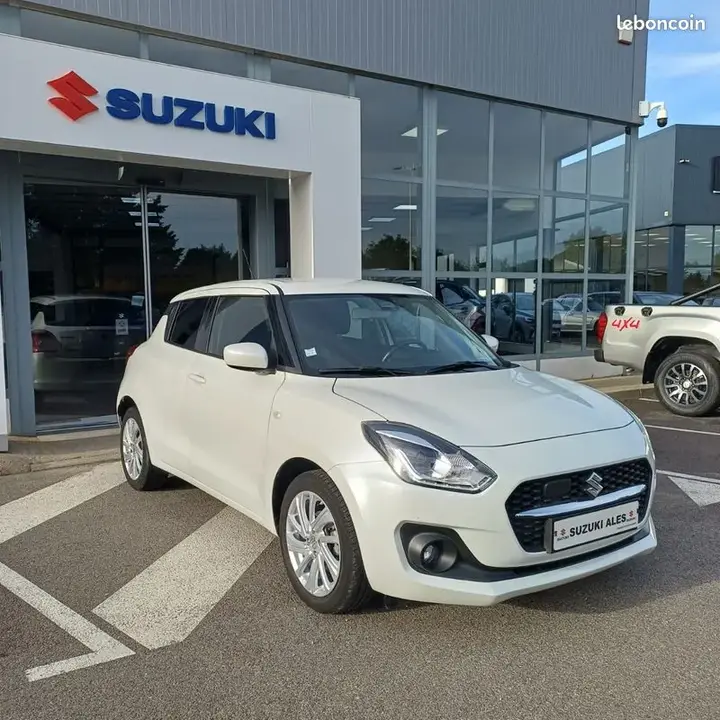 Suzuki Swift 2020 photo 3