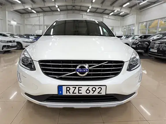 Volvo Xc60 2016 photo 2