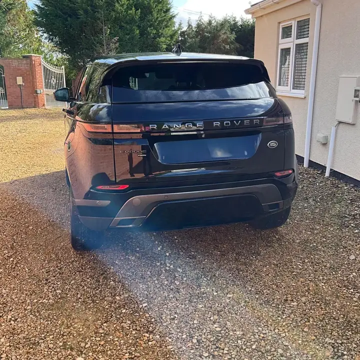 Land Rover Range Rover Evoque 2022 photo 2