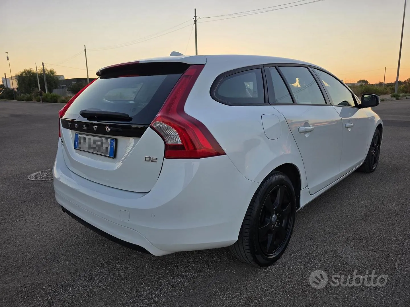 Volvo V60 2014 photo 2
