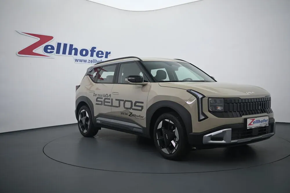 Kia Seltos photo 2