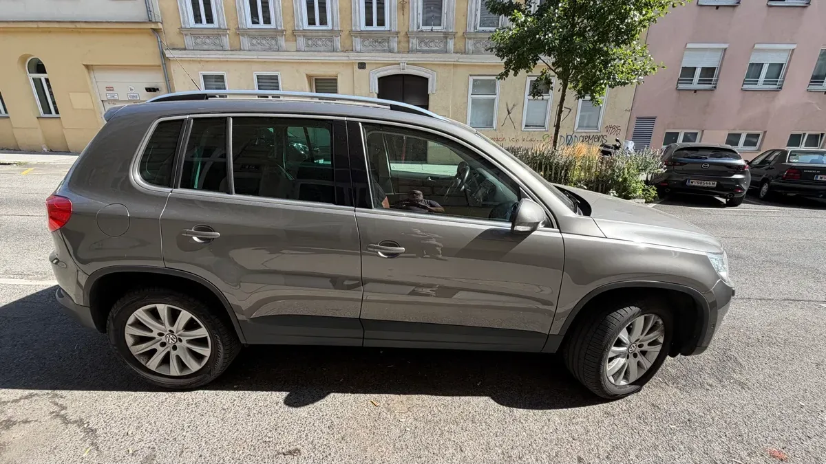 Volkswagen Tiguan 2009 photo 3