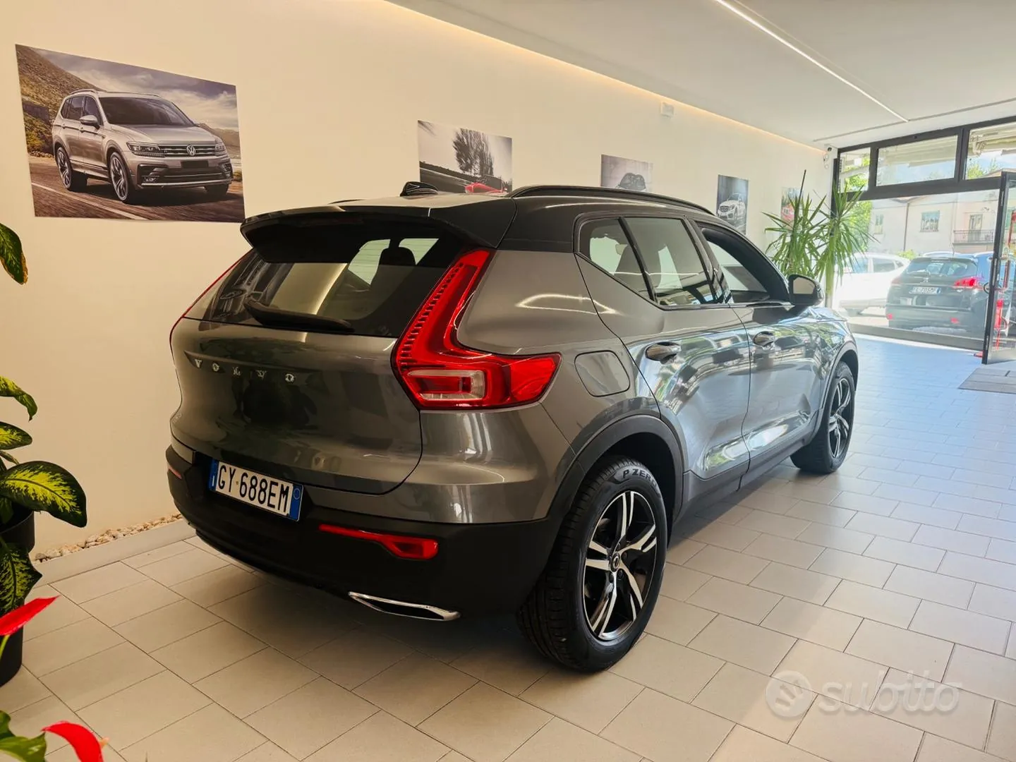 Volvo Xc40 R-Design 2018 photo 2