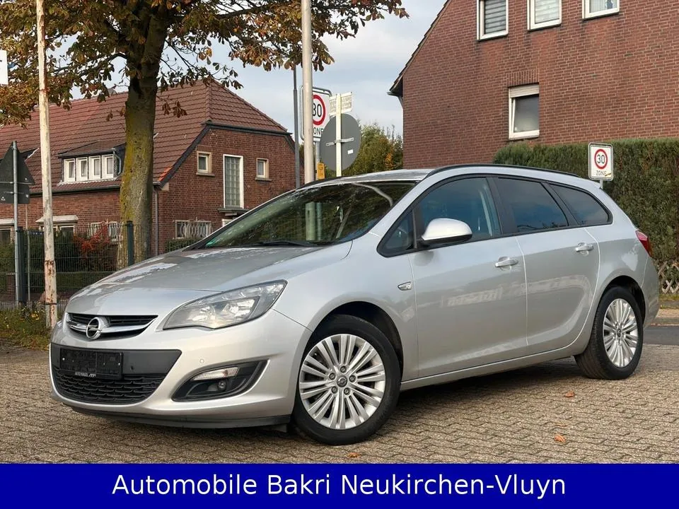 Opel Astra J